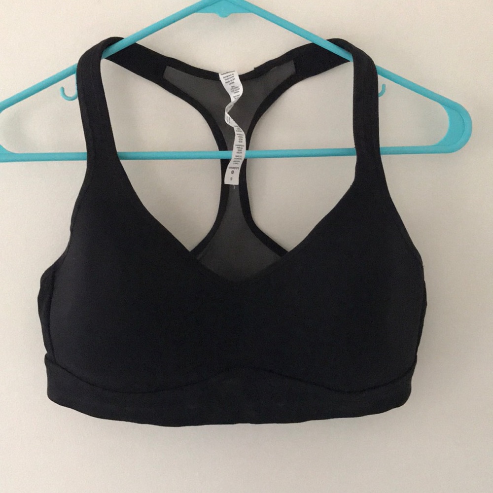 Black Lululemon Speed up Sports Bra